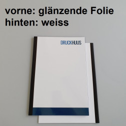 Broschüre Fastback-Bindung - mit Folie glanz 0,2 mm, Rückkarton Weiss