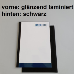 Broschüre Fastback-Bindung - Deckblatt glänzend laminiert (erstes Blatt von Dokument), Rückkarton Schwarz