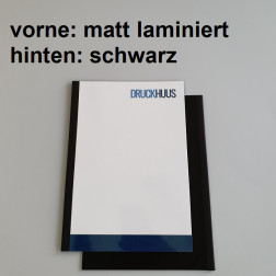 Broschüre Fastback-Bindung - Deckblatt matt laminiert (erstes Blatt von Dokument), Rückkarton Schwarz