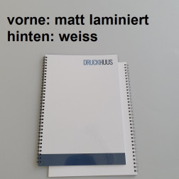 Broschüre Wiro-Bindung - Deckblatt matt laminiert (erstes Blatt von Dokument), Rückkarton Weiss